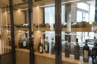 LORD Hotel Tirana - Quầy Bar