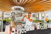 Bakour Punta Cana Suites - bar
