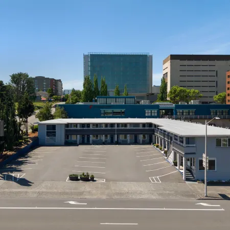 Travelodge by Wyndham Everett City Center Hotels in Everett