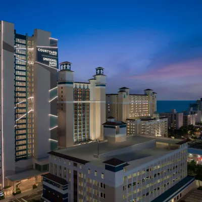 SpringHill Suites默特爾海灘海濱酒店 鄰近默特爾比奇鵜鶘的酒店