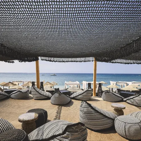 Artemis Seaside Resort