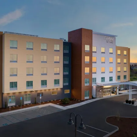 Fairfield Inn & Suites Santa Rosa Rohnert Park