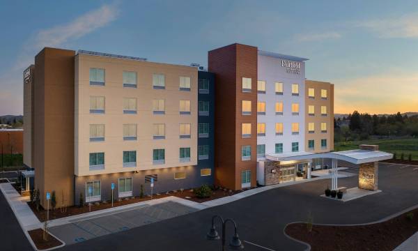 Fairfield Inn & Suites Santa Rosa Rohnert Park