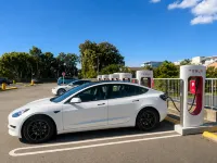 Cooks Endeavour Motor Inn - parking