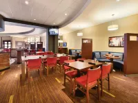 Courtyard by Marriott Oklahoma City Downtown Hotels near Skydance Bridge