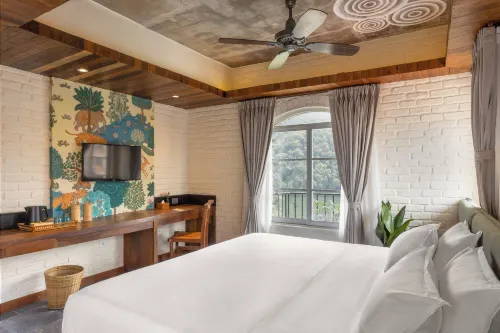 Nomad Pokhara Hotel - جاكوزي