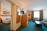 Protea Hotel Ondangwa - 3 ดาว