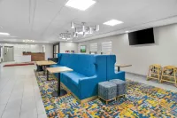 Hampton Inn Portage - 2-Star