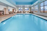 Hampton Inn and Suites Wells - Pet friendly