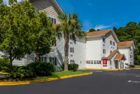 Red Roof Inn Darien - I-95/ North Brunswick - 2-Star