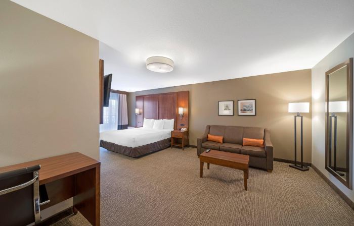 Comfort Suites Red Bluff Near I-5