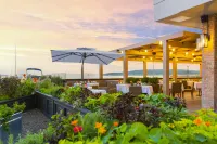 Delamar Traverse City - breakfast