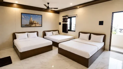 Hotel Bansi Palace - 2-Star