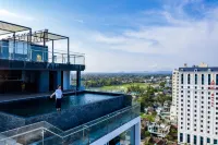 The Marron Hotel - Pools