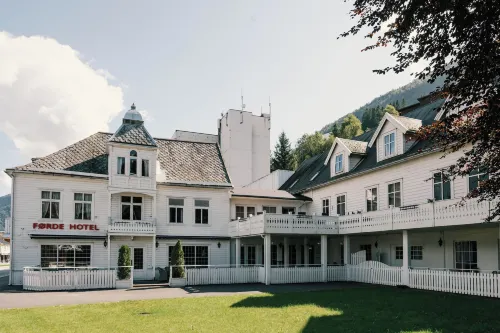 Førde Hotel - Unike Hoteller - 3-Star