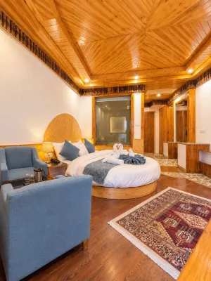 Hotel The Rudra Grand - 3-Star