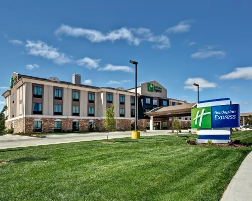 Holiday Inn Express HUTCHINSON by IHG Hotels in Reno County