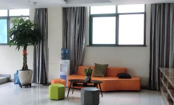 GreenTree Inn (Taizhou Yangzijiang Middle Road)