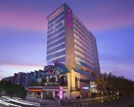 Favehotel Solo Baru Hotels in Grogol