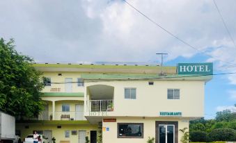 Hotel Posada Los Olivos by Rotamundos - Housity