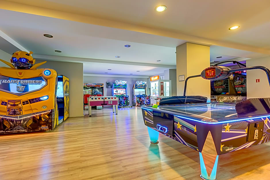 Büyük Abant Oteli (Buyuk Abant Hotel)