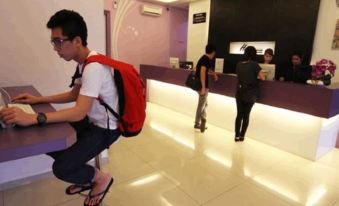 Here Hotel