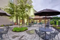 Hampton Inn & Suites New Hartford Hotel a Rome