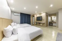 Goheung Business Hotel Gallery Hotels near Dadohae National Park - Goheung Area