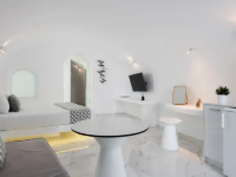 White Concept Caves Hotels in Santorini