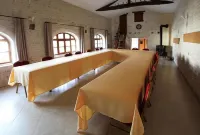 Le Relais de Saint-Preuil, the Originals Relais Vignes du Cognac - Pensionat