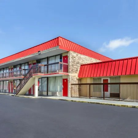 Econo Lodge Civic Center