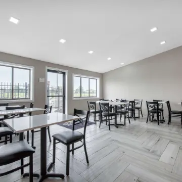 Quality Inn Indianapolis-Brownsburg - Indianapolis West