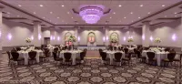 روبرت تريت هوتل - موقف سيارات