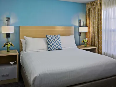 Sonesta ES Suites Tucson Отели рядом с достопримечательностью «Madaras Gallery»