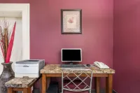 Days Inn by Wyndham Bryan College Station