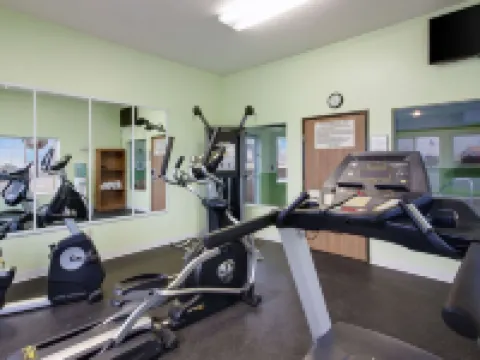 Quality Inn & Suites Hotels in Mccook