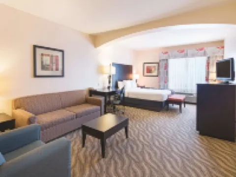 La Quinta Inn & Suites by Wyndham Glen Rose