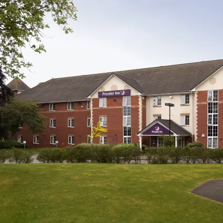 Premier Inn Leicester Central (A50) Отели рядом с достопримечательностью «Улица Белгрейв-роуд»