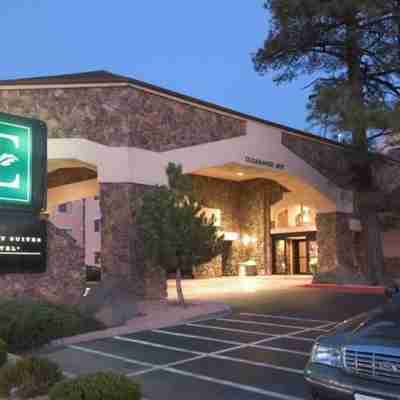 Embassy Suites by Hilton Flagstaff Hotel Exterior