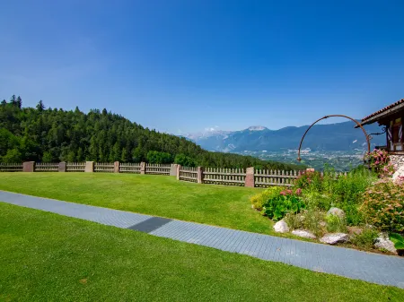 Canada Отели в г. Сандзено