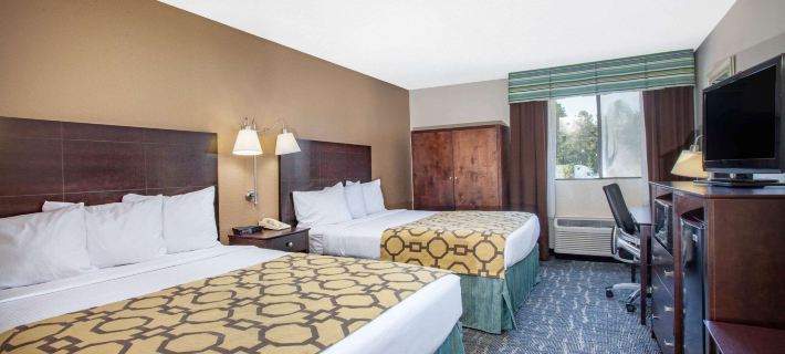 Baymont by Wyndham Saraland Hotels in Mobile County