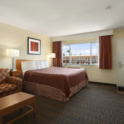 Howard Johnson by Wyndham San Diego Sea World Hoteles cerca de Parque SeaWorld