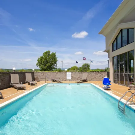 Holiday Inn Express WINCHESTER SOUTH STEPHENS CITY by IHG
