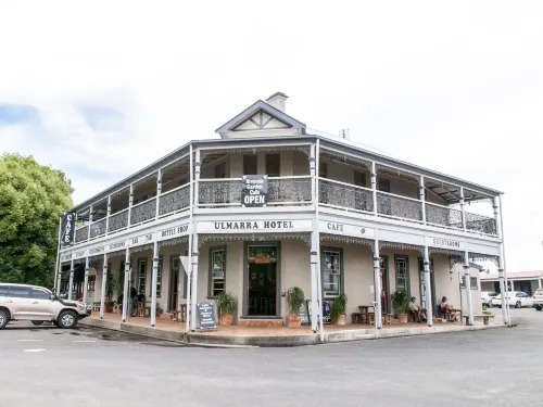 Ulmarra Hotel - parking
