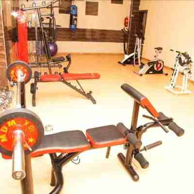 Vania Hotel Fitness & Recreational Facilities