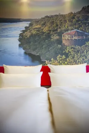 Best Western Plus Plaza Berlin Kurfuerstendamm Отели рядом с достопримечательностью «Свободный университет Берлина»