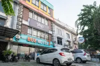 Sans Hotel Kupang Indah Surabaya by RedDoorz