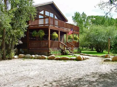 Buffalo Peaks B&B
