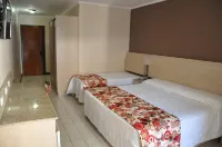 Sueds Plaza Hotel in zona Taperapuan