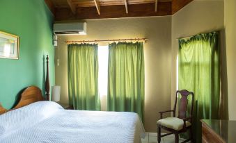 Pipers Cove Resort